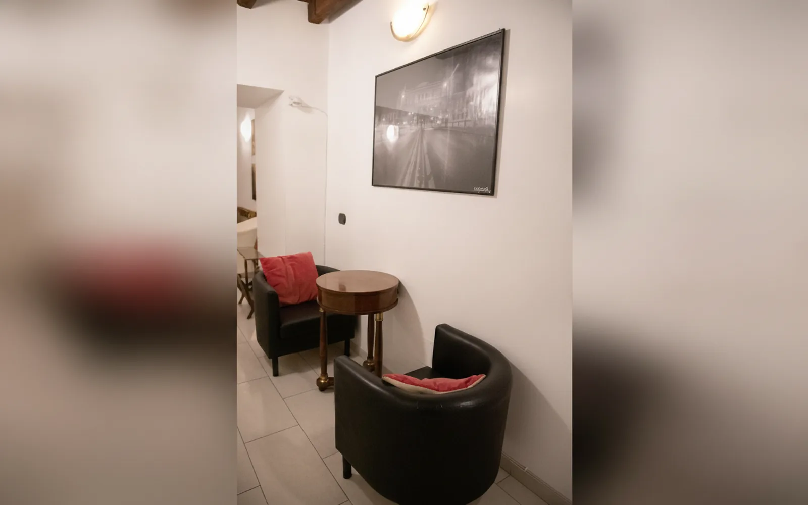 Camera con bagno privato — flowers apartments, Roma (Lazio) (foto 108)