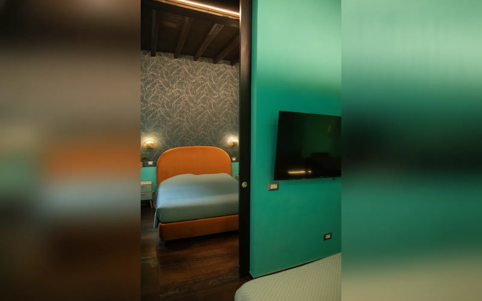 Camera con bagno privato — flowers apartments, Roma (Lazio) (foto 13)