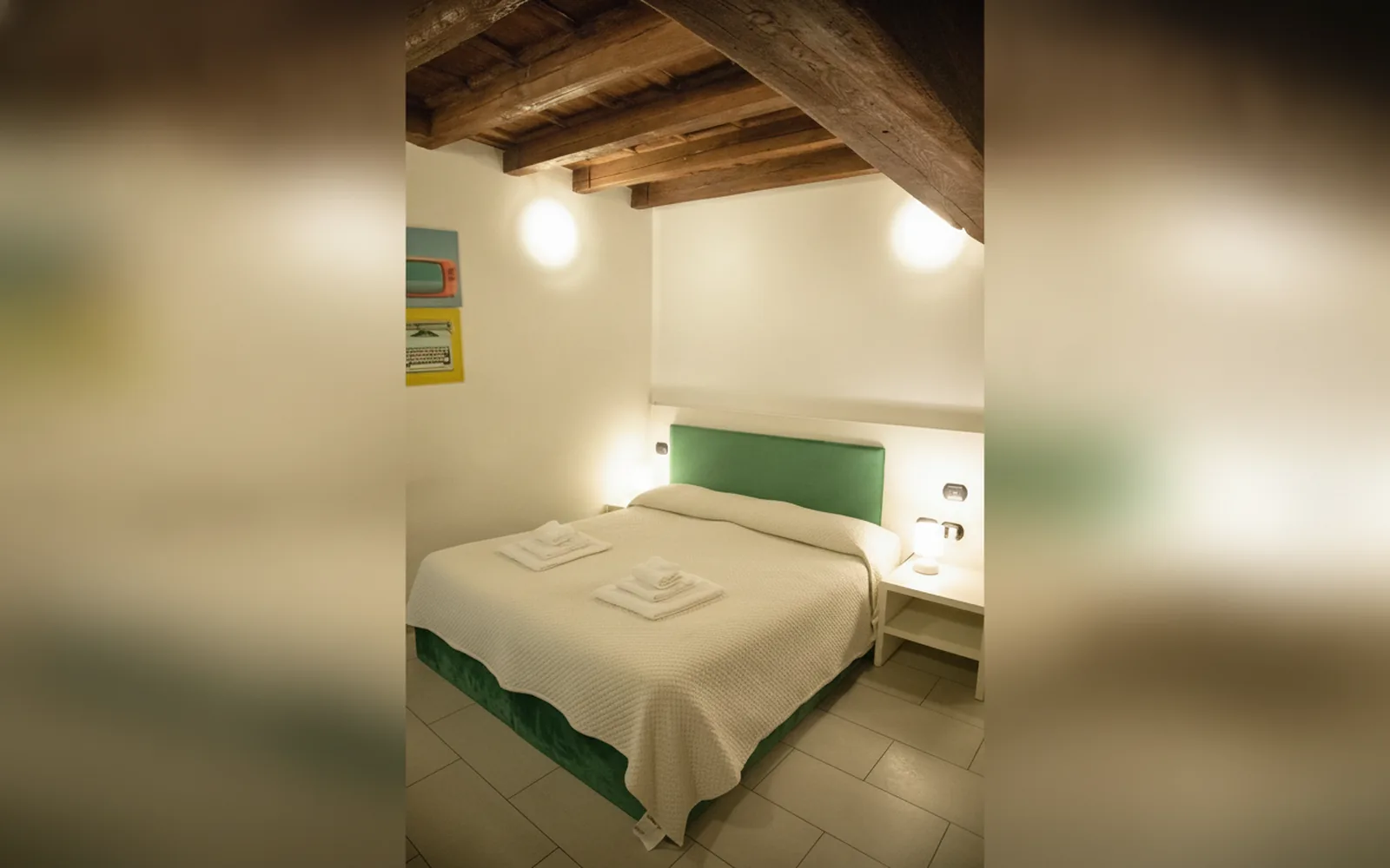 Camera con bagno privato — flowers apartments, Roma (Lazio) (foto 23)