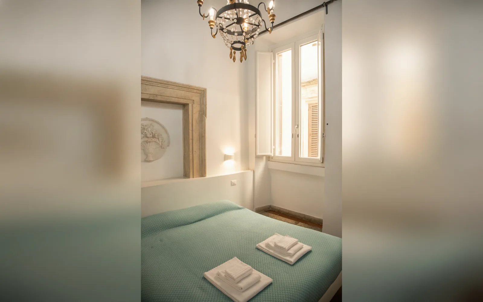 Camera con bagno privato — flowers apartments, Roma (Lazio) (foto 69)